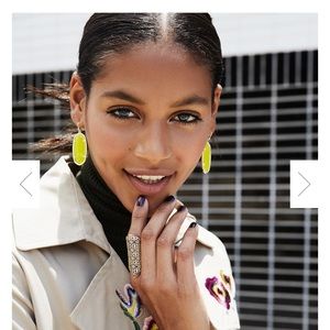 Kendra Scott: Elle Gold Drop Earrings In blue